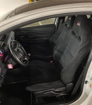 Toyota Yaris cena 77500 przebieg: 20000, rok produkcji 2017 z Warszawa małe 92